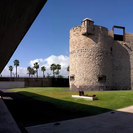 Castle Garden Flat Апартаменты Лас-Пальмас-де-Гран-Канария